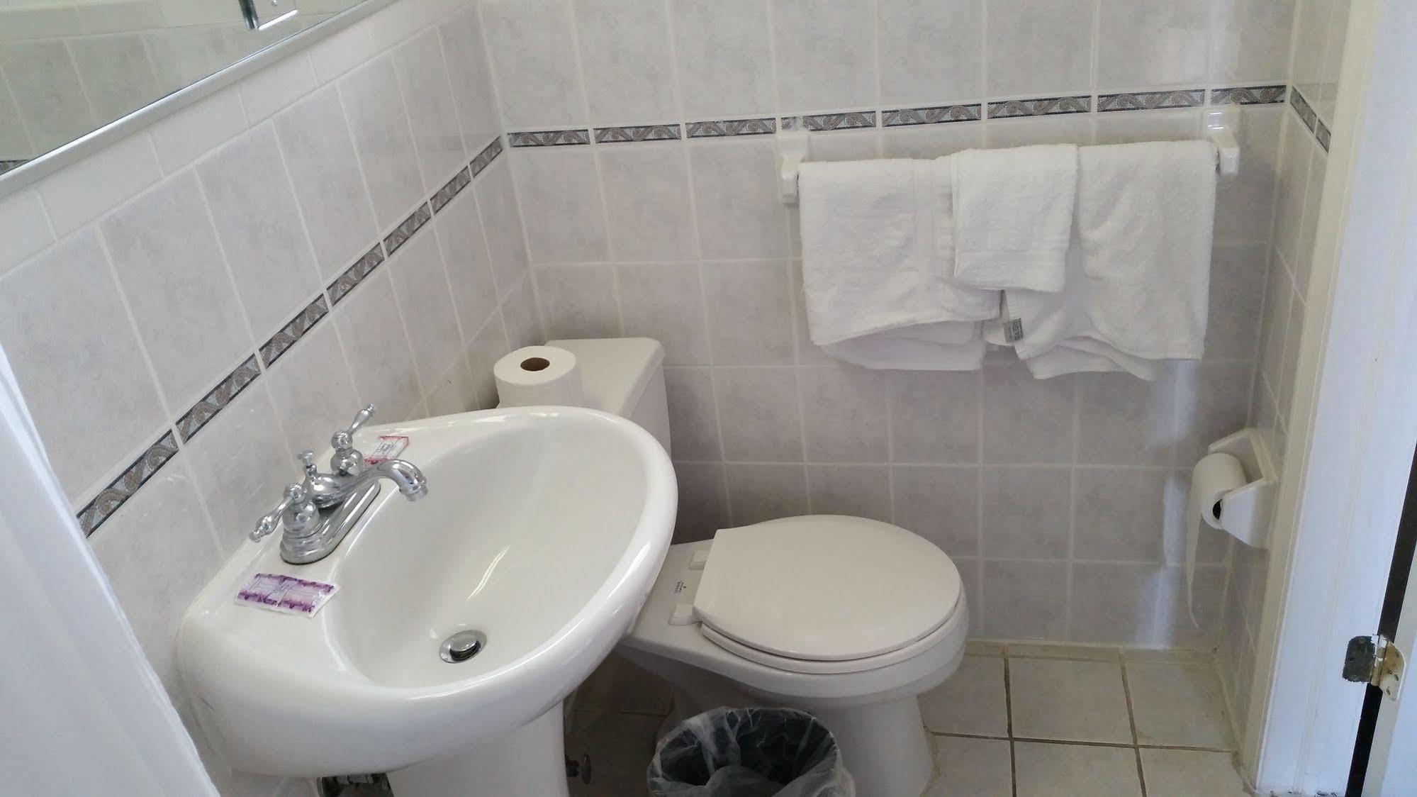 Budget Motor Inn- 2*