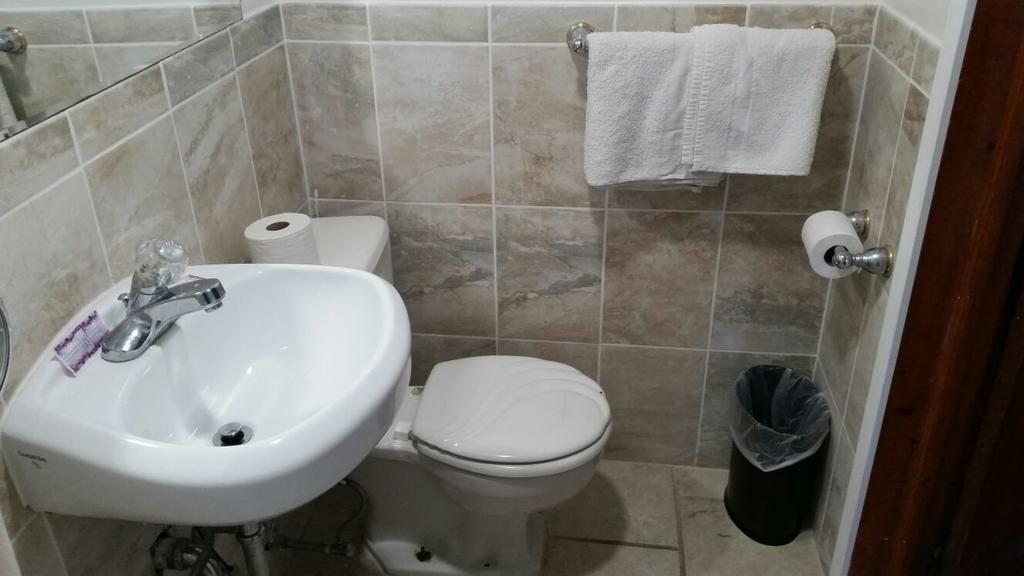 Budget Motor Inn- 2* Stony Point
